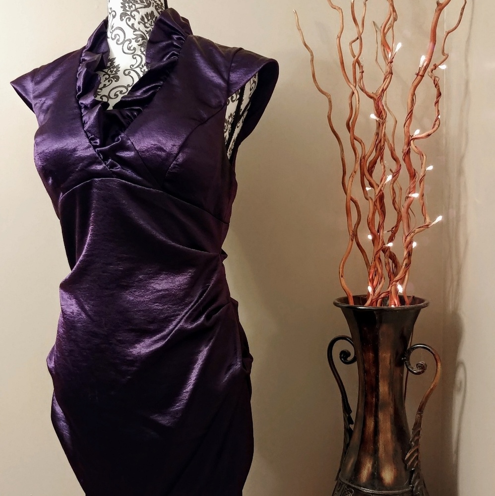 Purple cocktail dress 👗